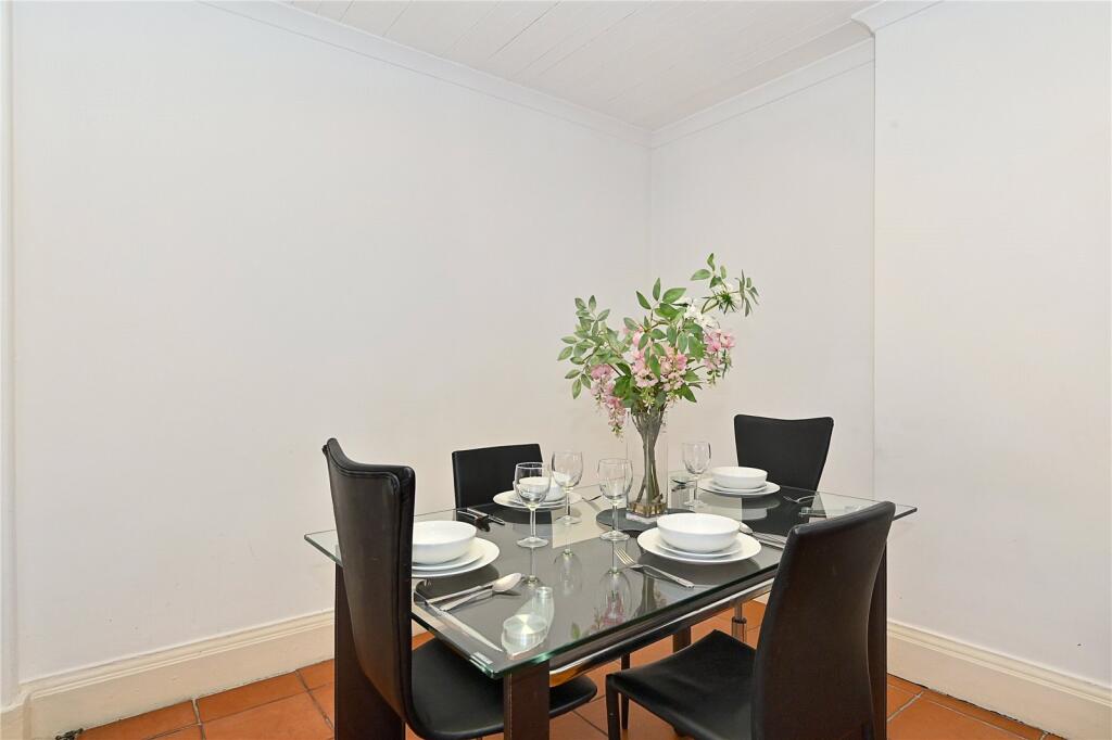 Apartment in London, St. John's Wood - View 3
