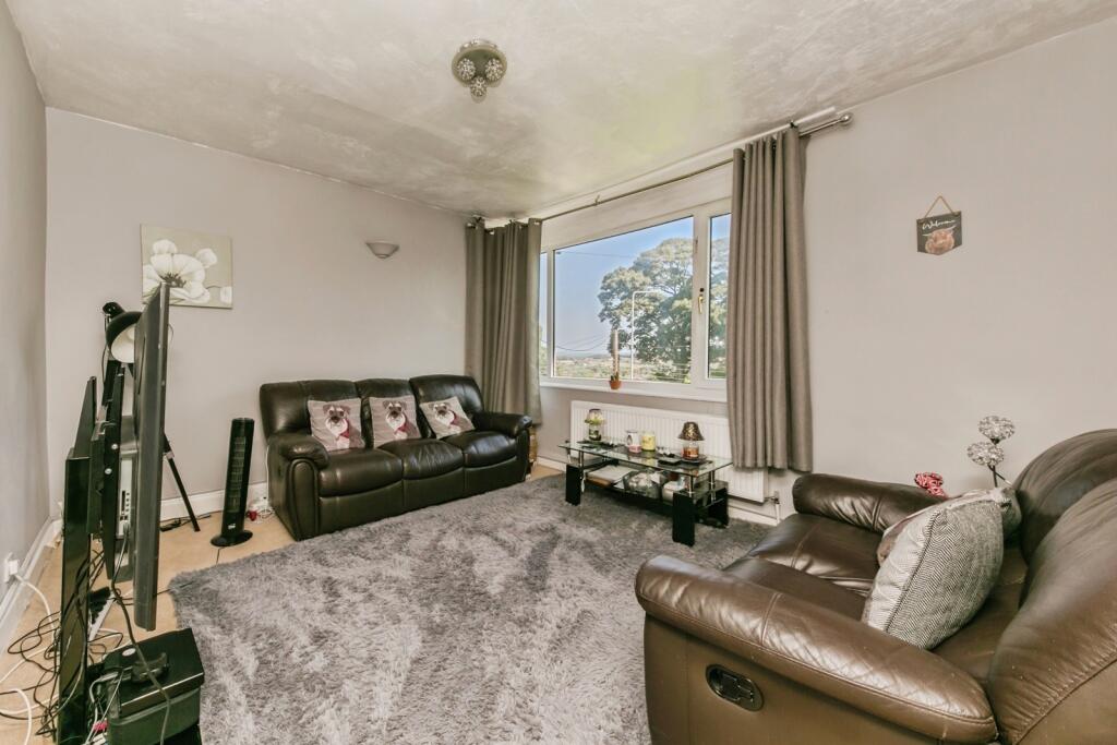 House in Newcastle-under-Lyme, Kidsgrove - View 4