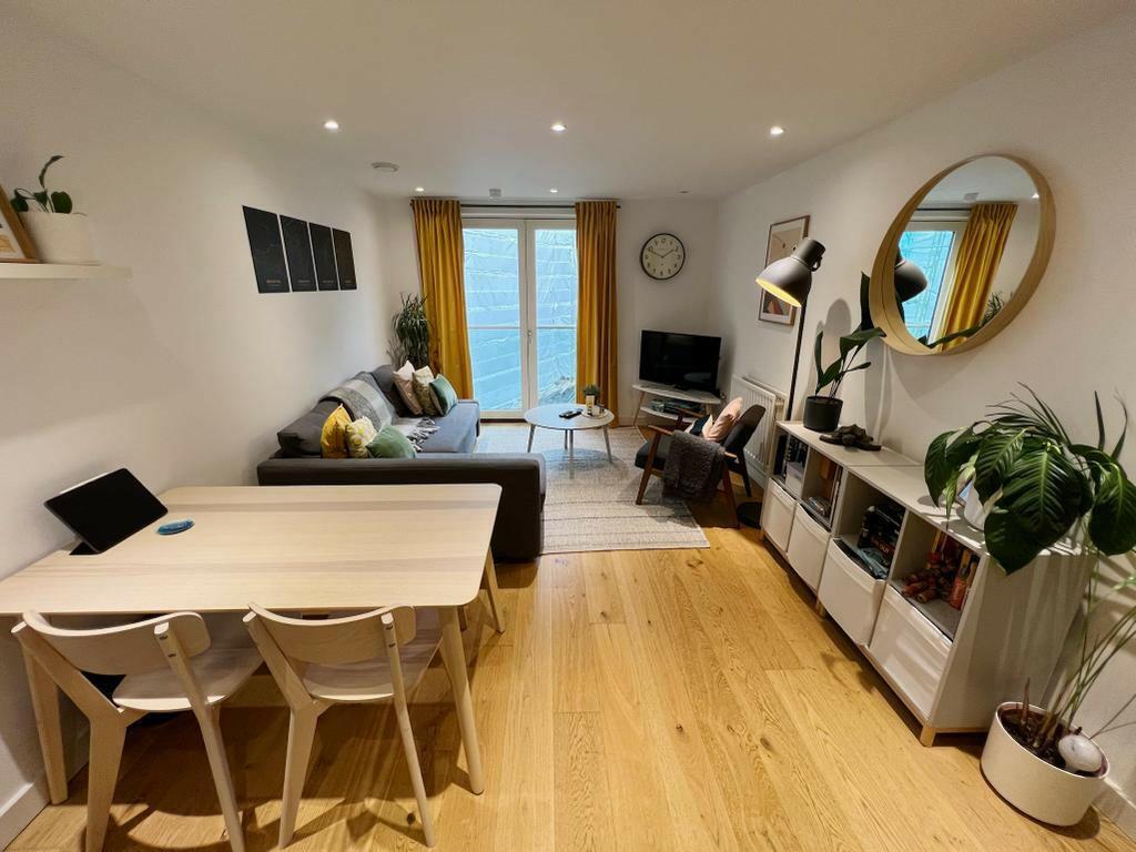 Main image of property: Devizes Street, London, N1