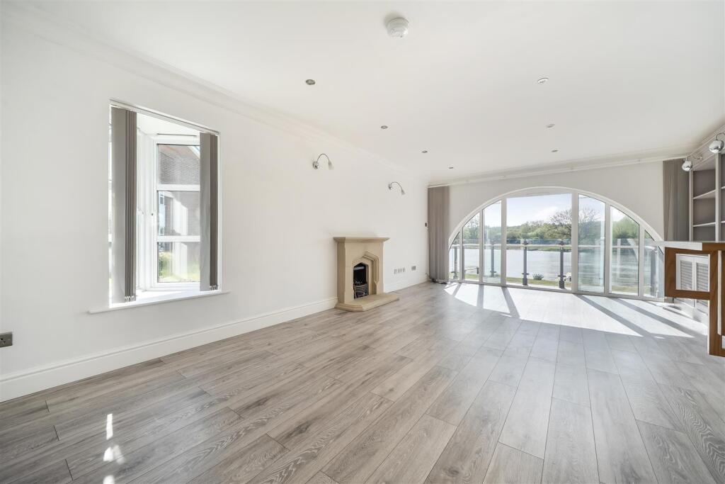 Main image of property: Andrews Reach, Bourne End