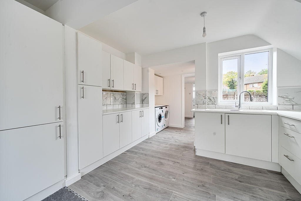 House in Tonbridge - View 5