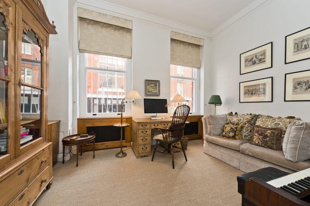 4 bedroom maisonette for rent