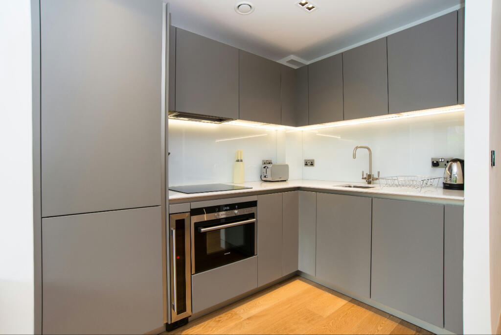 Studio flat for rent