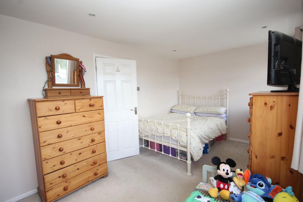 Additional image 9 of Farnham Road, BRANKSOME, BH12