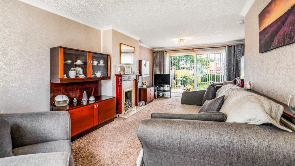 House in Bromsgrove, Rubery - More