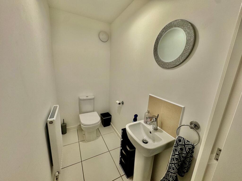 Buttercup Close, Raunds, Wellingborough, NN9 photo 3