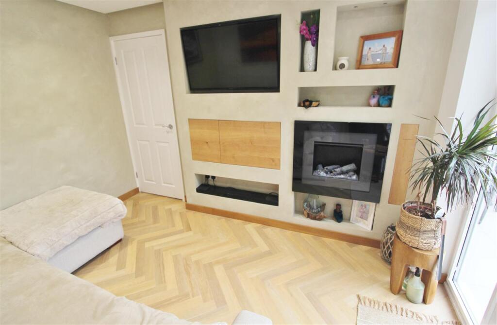House in South Kesteven, Green Hill, Grantham - View 5