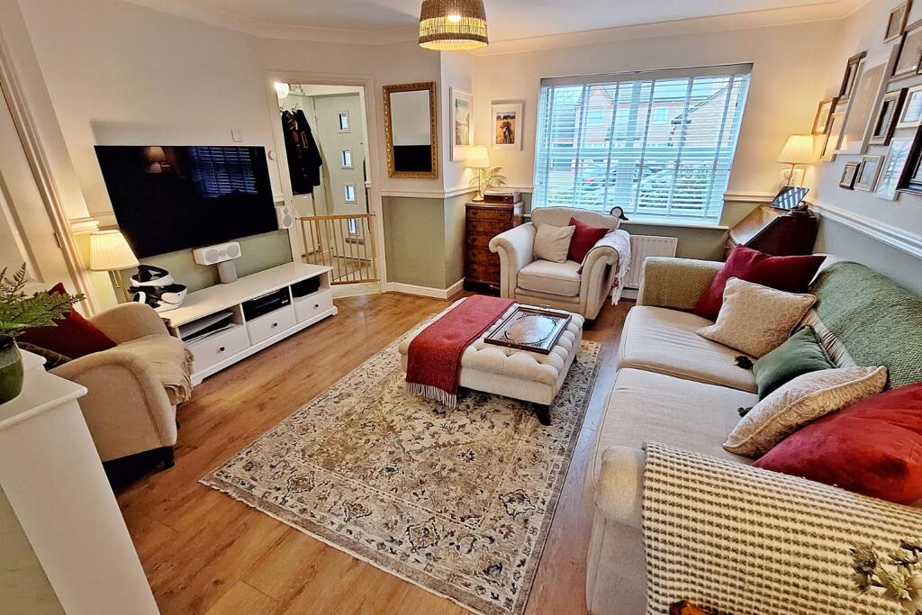 Fisher Close, Barton-Le-Clay, MK45 4NF photo 2
