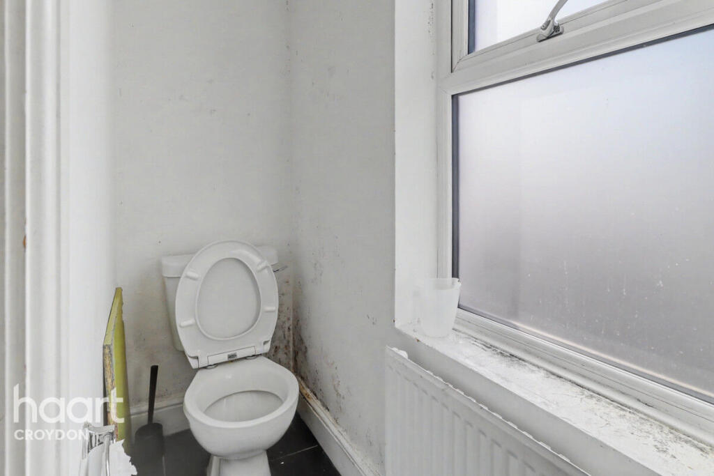 2-bed terraced on Priory Road, Croydon, £375,000