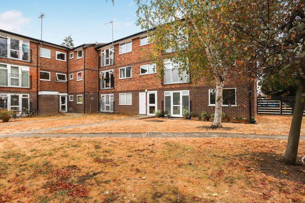 Main image of property: Charter Way, Wallingford, OX10