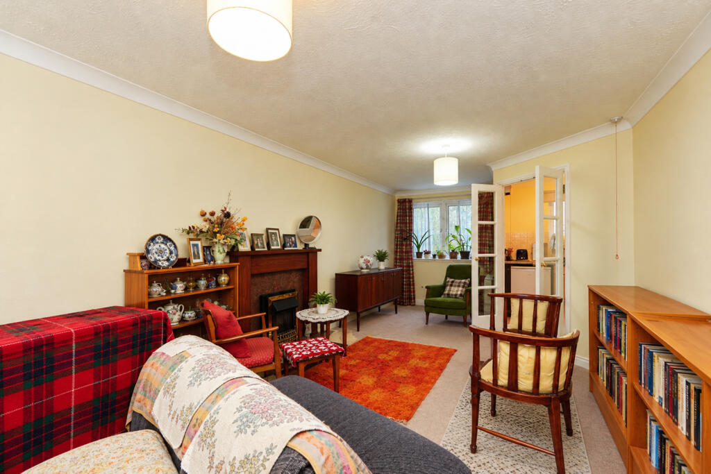 Apartment in London - View 5