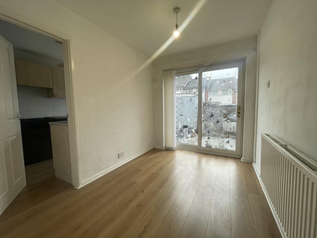House in Cardiff, The Hawthorns, Pentwyn - View 4