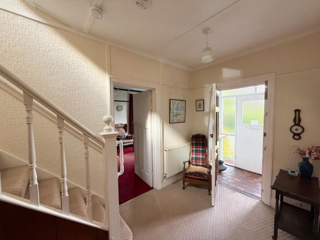 House in Newport - View 3