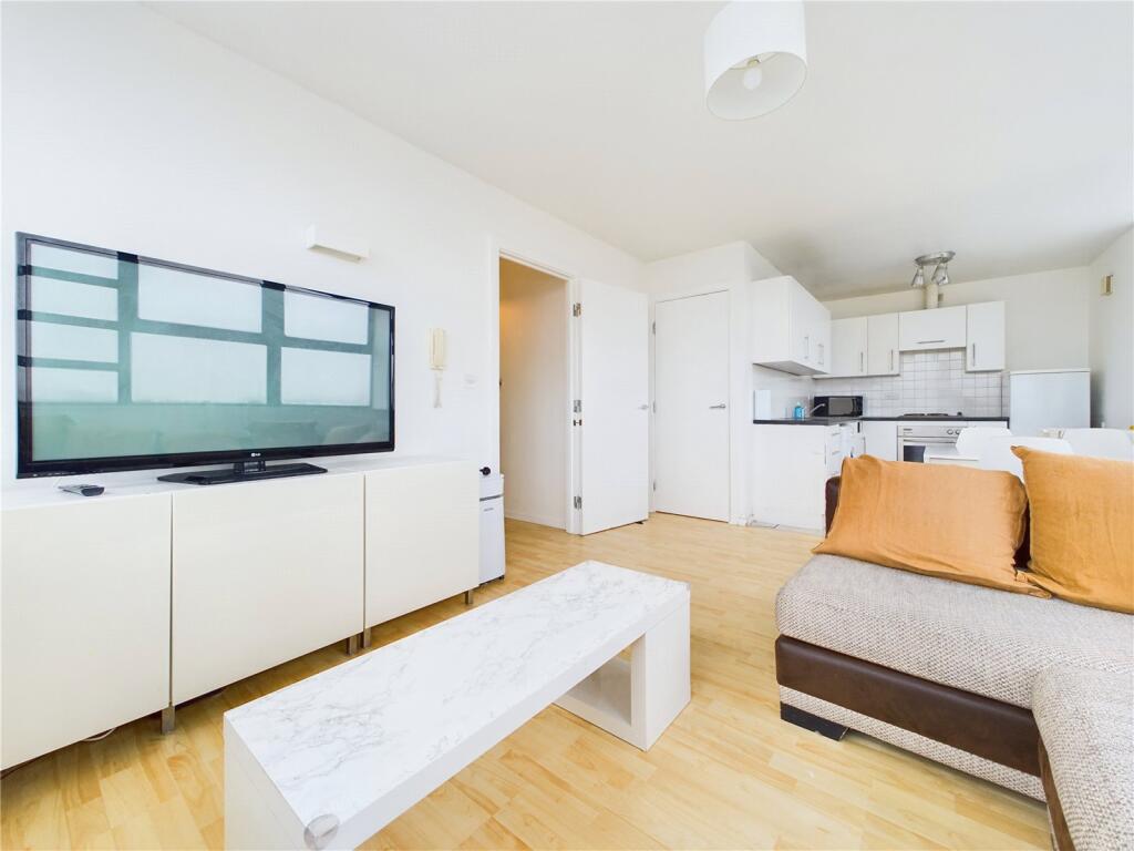 Apartment in London - View 4