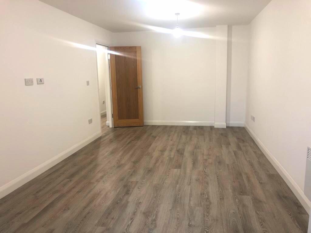 Apartment in Manchester, Greater Manchester - View 4