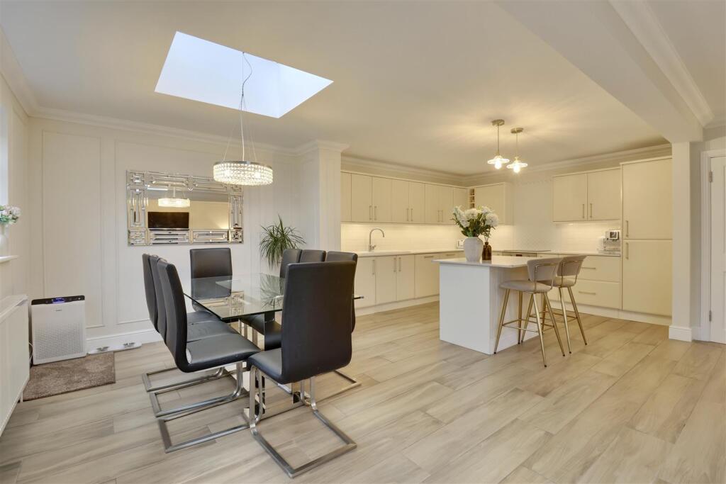 Southbrook Road, Langstone photo 3