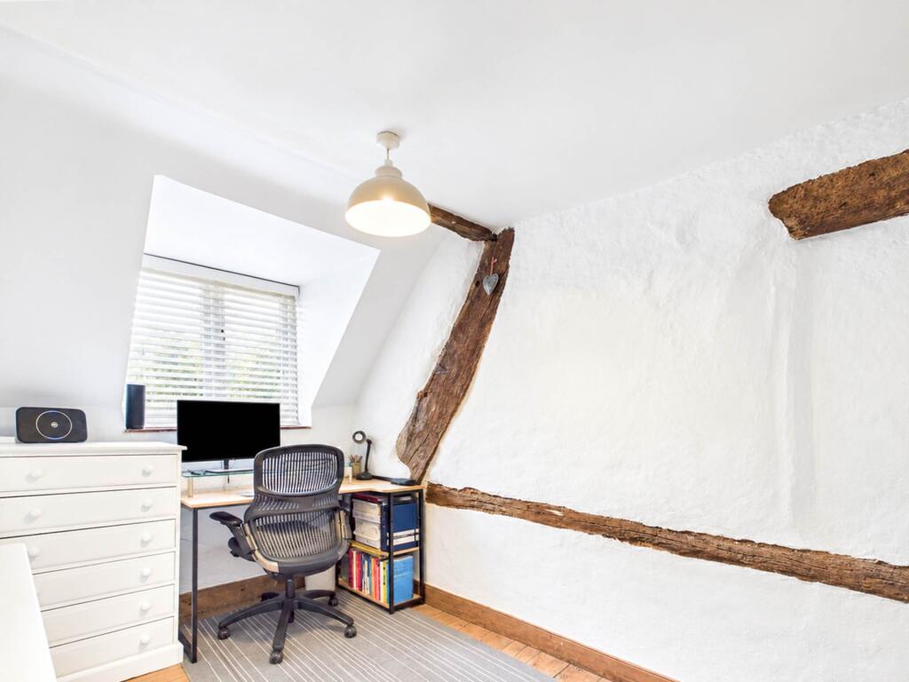 House in Hemel Hempstead, Haddenham - View 5