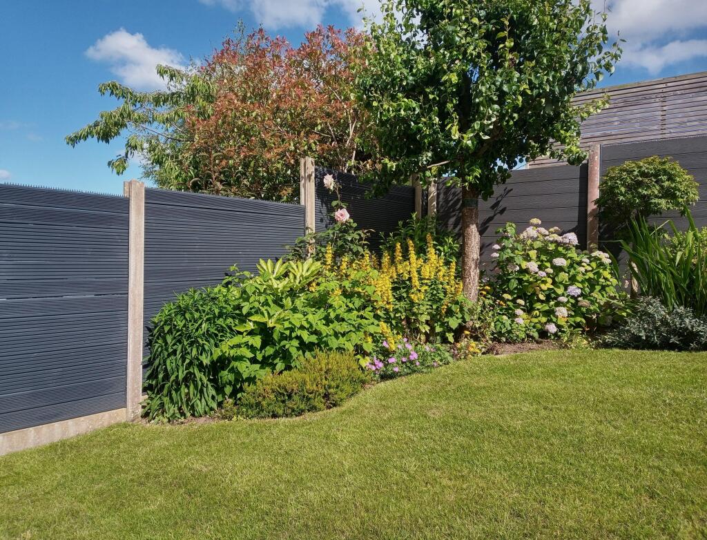 House in Winsford, Cheshire West and Chester - More