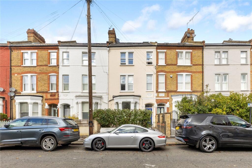 2-bed flat on Lydon Road, Lambeth, London, UK, SW4, £825,000