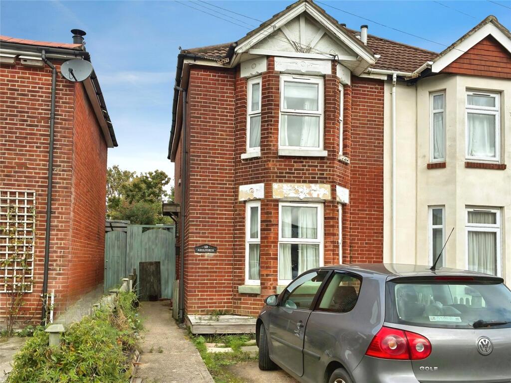 Main image of property: Shirley Park Road, Southampton, Hampshire, SO16