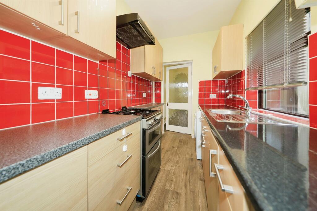 House in Wolverhampton - View 4