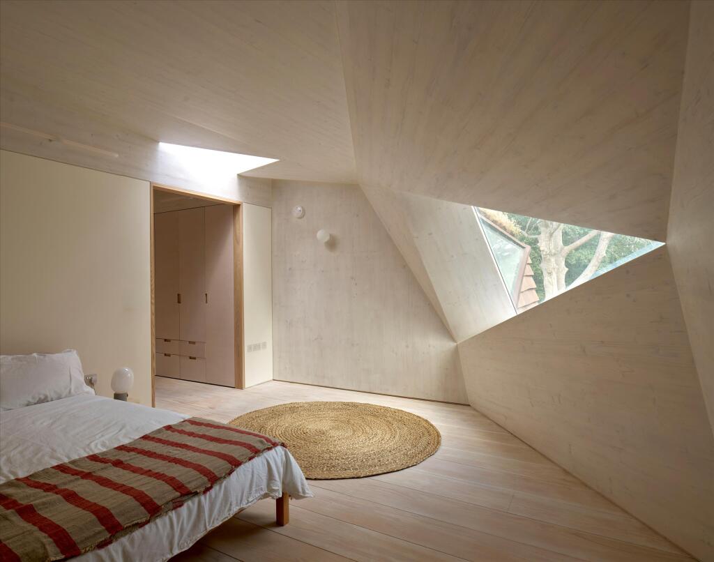 House in London - View 4