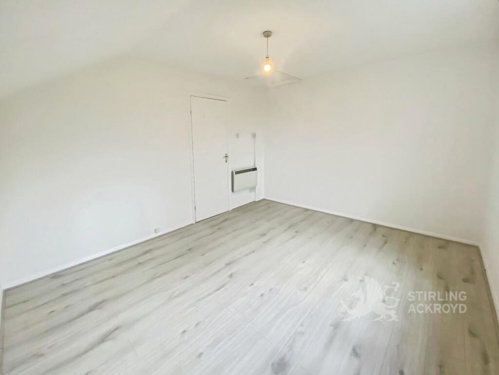 Main image of property: Elder Close, Guildford, Surrey, GU4