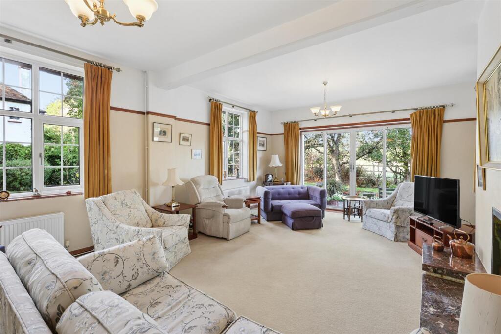 House in Elmbridge, Esher - View 2