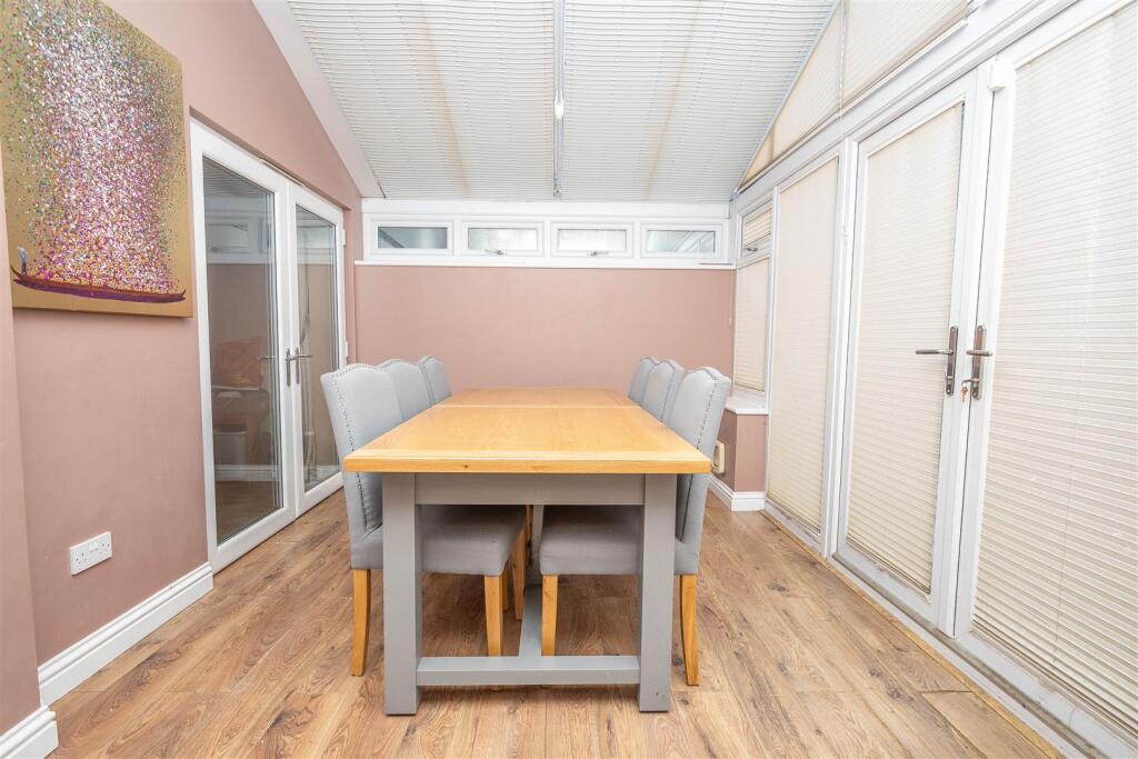 Bardeswell Close, Brentwood photo 4