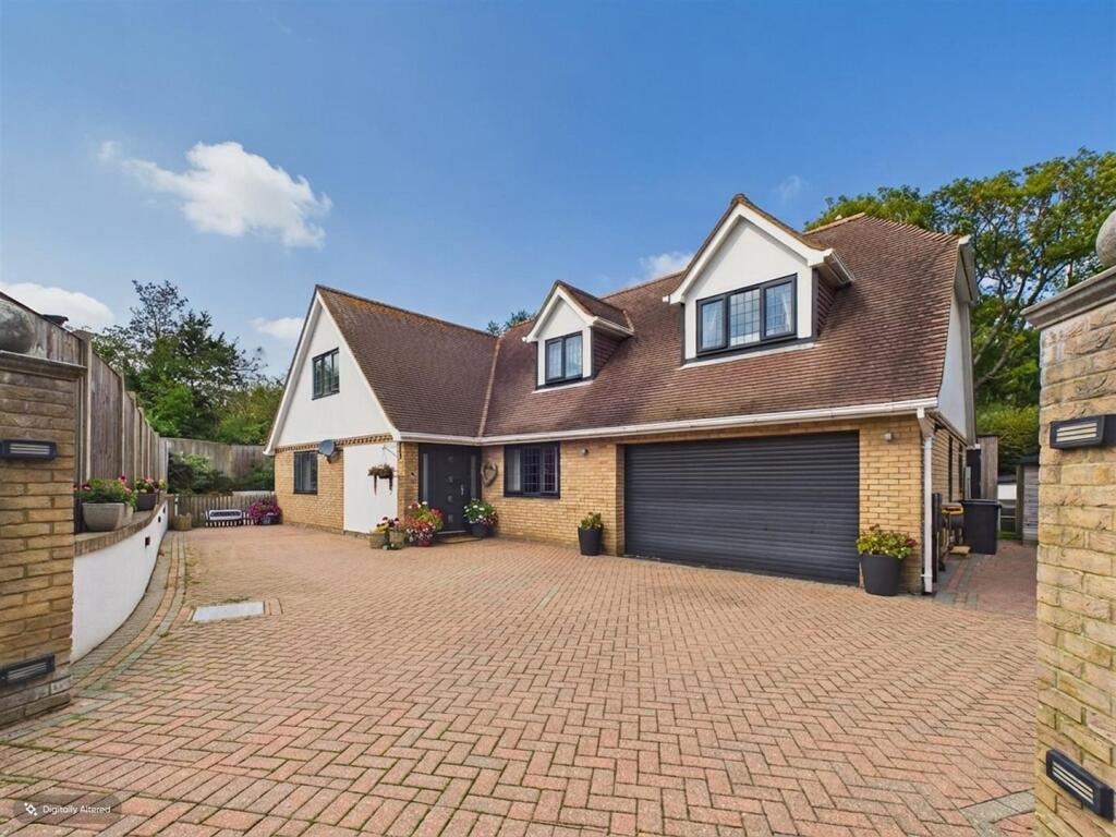 Main image of property: Oakhurst, Hastings