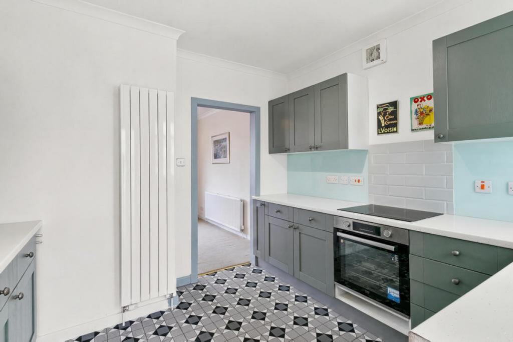 House in Eaglesham, Bonnyton, East Renfrewshire - More
