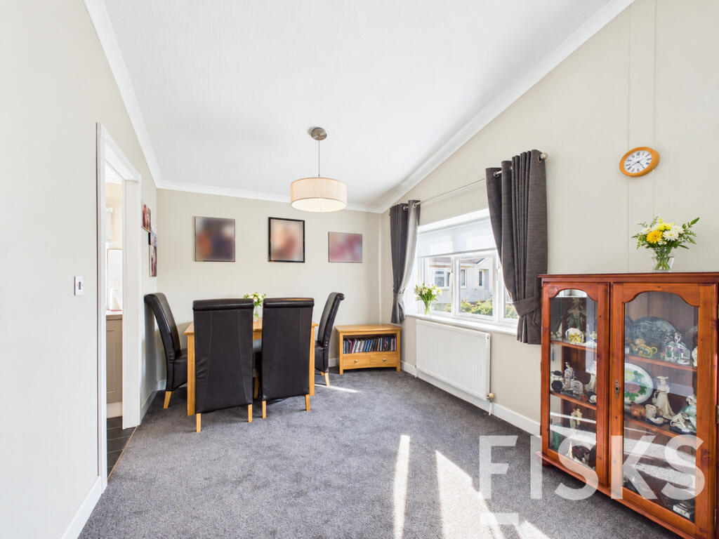 House in Castle Point, Canvey Island - More