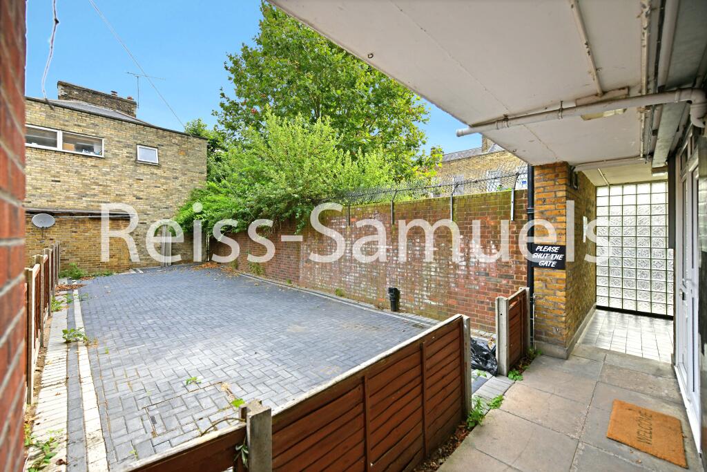 4 bedroom terraced house for rent