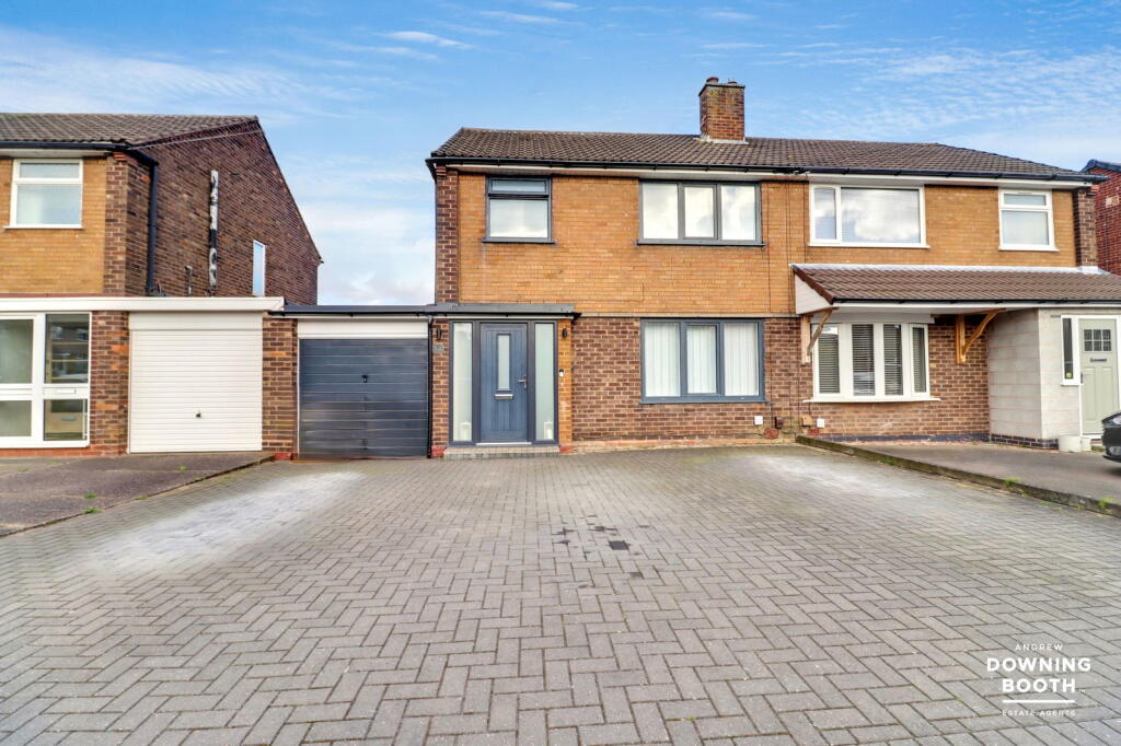 Main image of property: Malvern Drive, Aldridge, Walsall, WS9 8LL