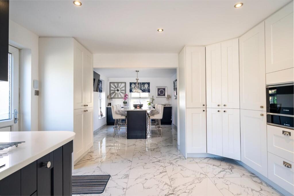 House in York - View 4