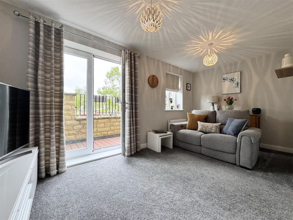 Spring Hill, Woolley Grange, Barnsley, S75 5GY photo 4