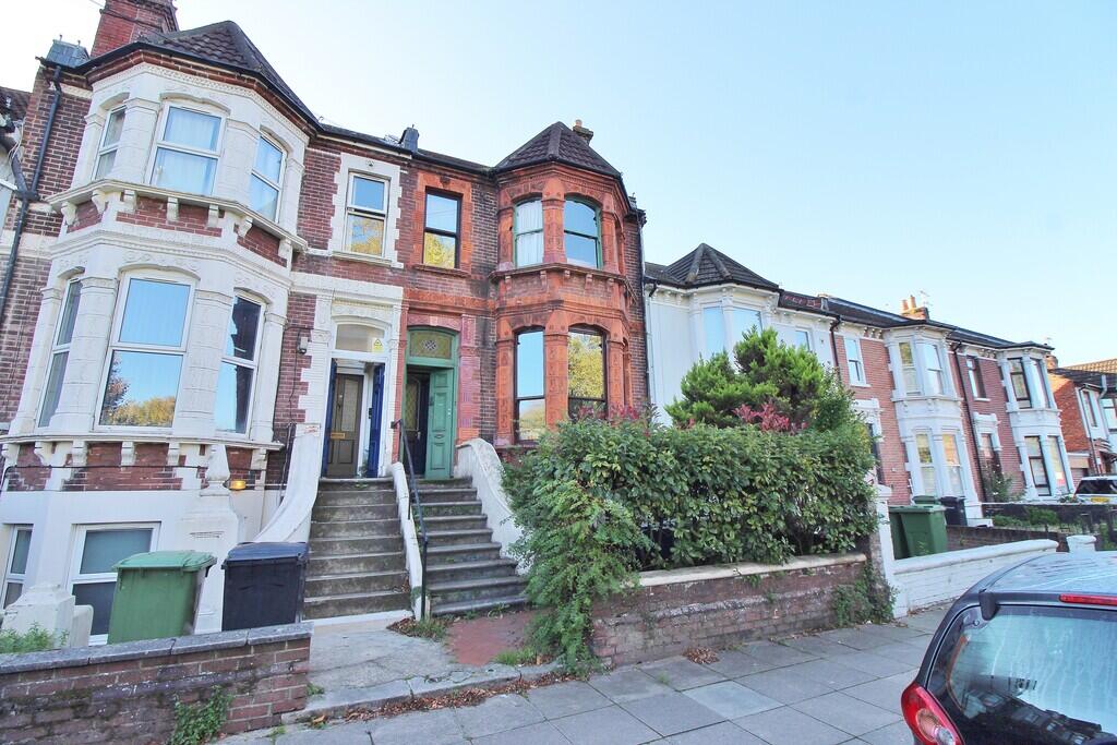 4-bed terraced on Northern Parade, Hilsea, £415,000