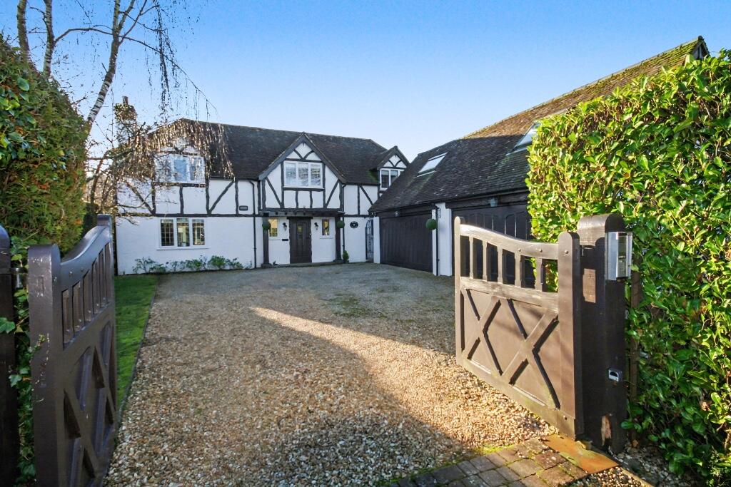 Main image of property: Joiners Lane, Chalfont St Peter SL9