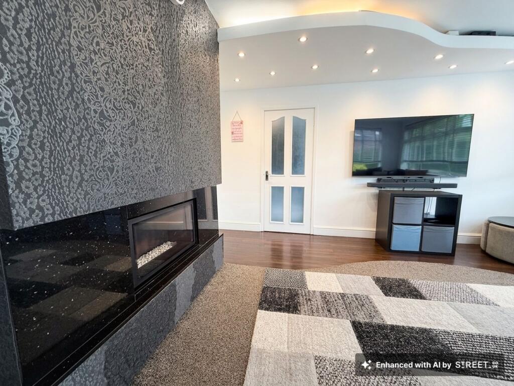 Shoreham Avenue, Moorgate, S60 photo 3