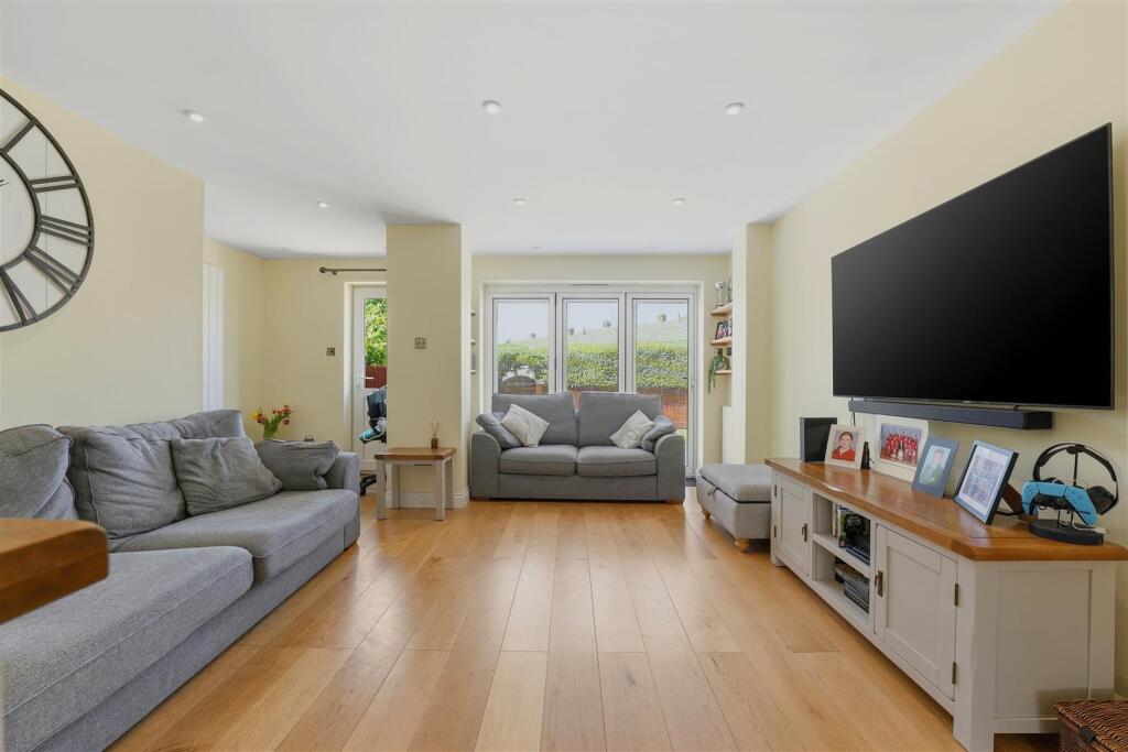 House in Thornbury, The Slad - View 4
