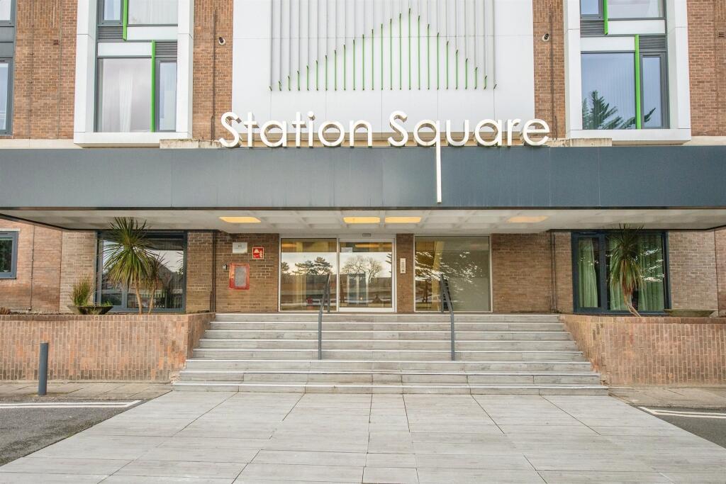 Main image of property: Bergholt Road, Colchester