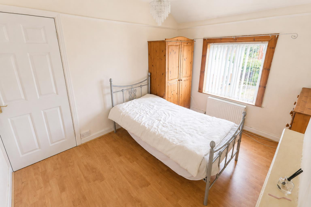 House in Llandudno, Wrexham - View 5