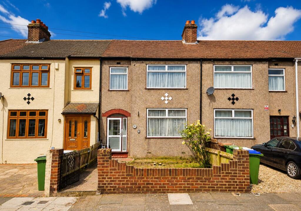 Main image of property: 21 Powys Close, Bexleyheath, Kent, DA7 5RR