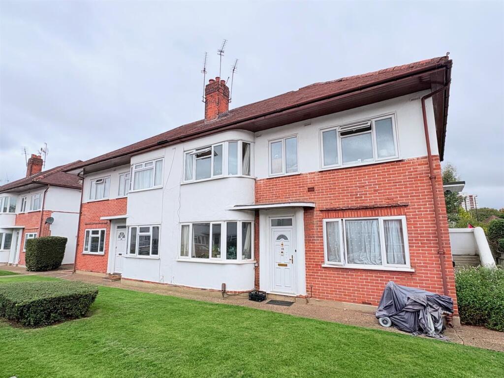 Main image of property: Fulwood Gardens, Twickenham