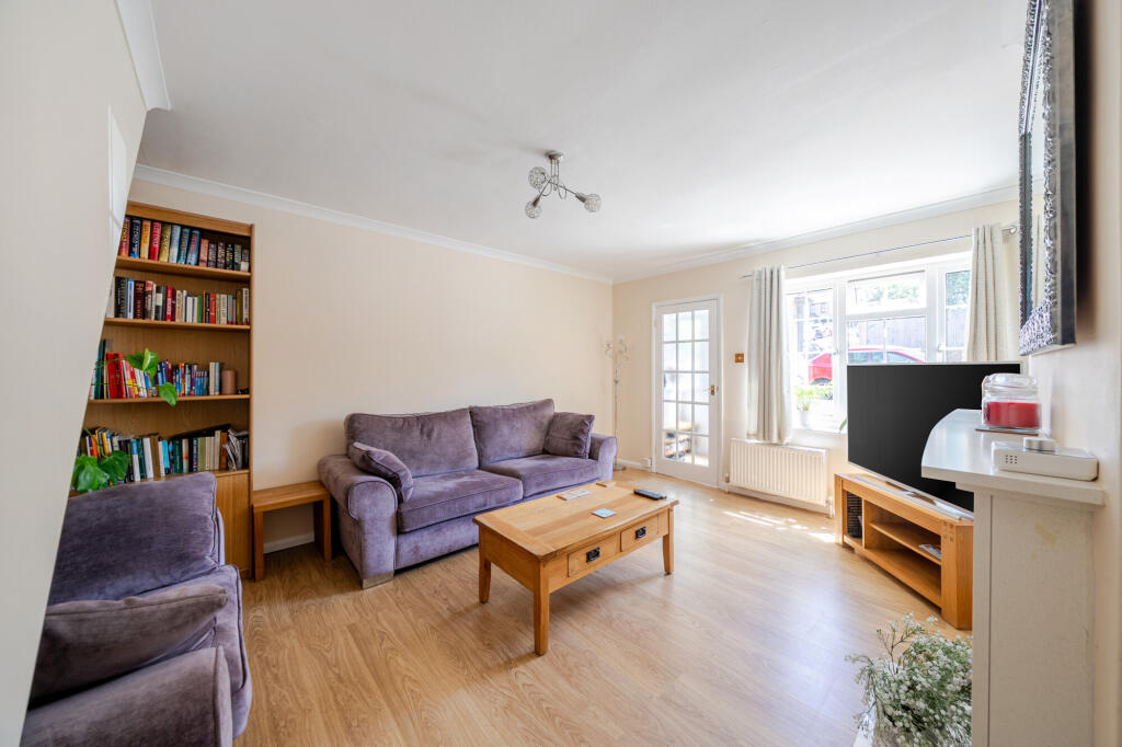 House in Hertford, Foxholes - More