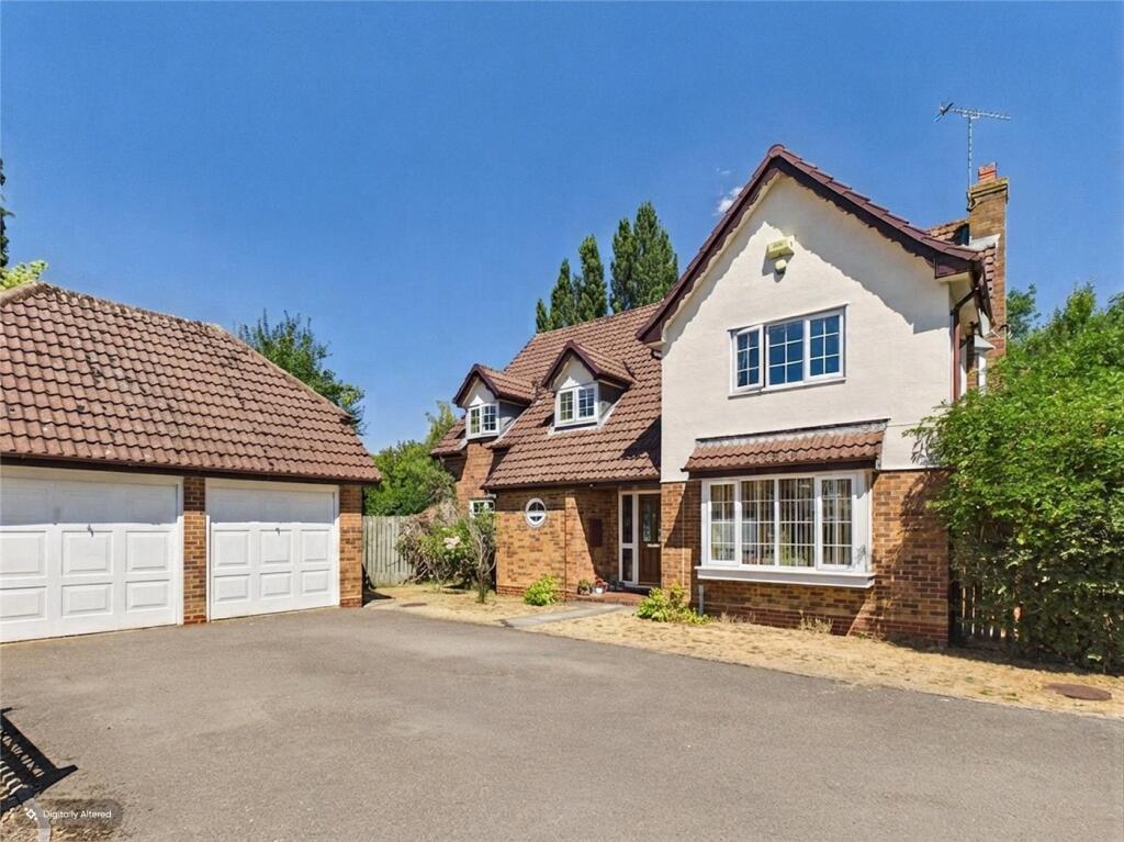 Main image of property: Thornbers Way, Charvil, Reading, Berkshire, RG10