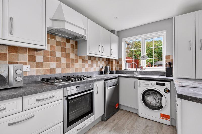 Marlborough Close, Hersham – pohled 6