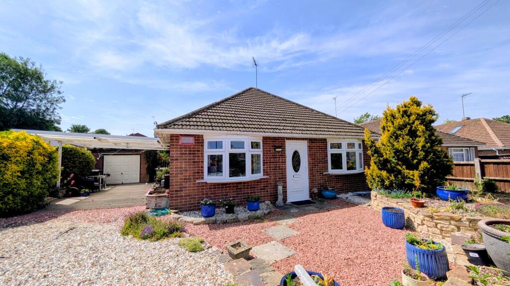 Main image of property: Maria Crescent, Wantage, OX12
