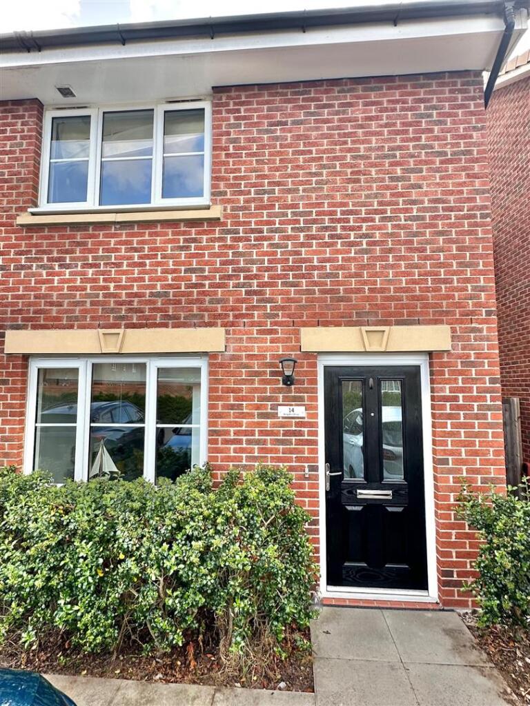 Brogden Drive, Willaston, Cheshire photo 5