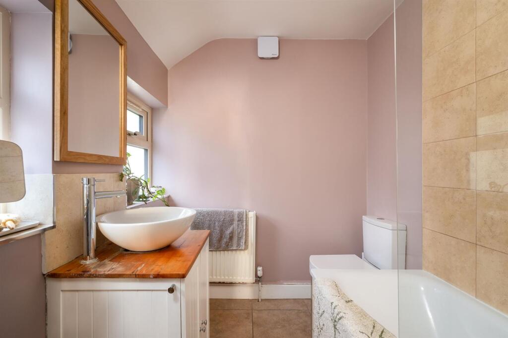 House in South Oxfordshire, Henley-on-Thames - More